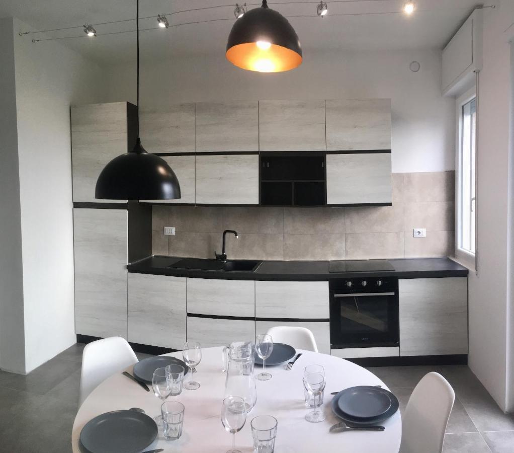 Caseospitali - Casa Lumiere, Bilocale Panoramico E Luminoso - Piano 3 No Ascensore Cernusco Sul Naviglio Zewnętrze zdjęcie