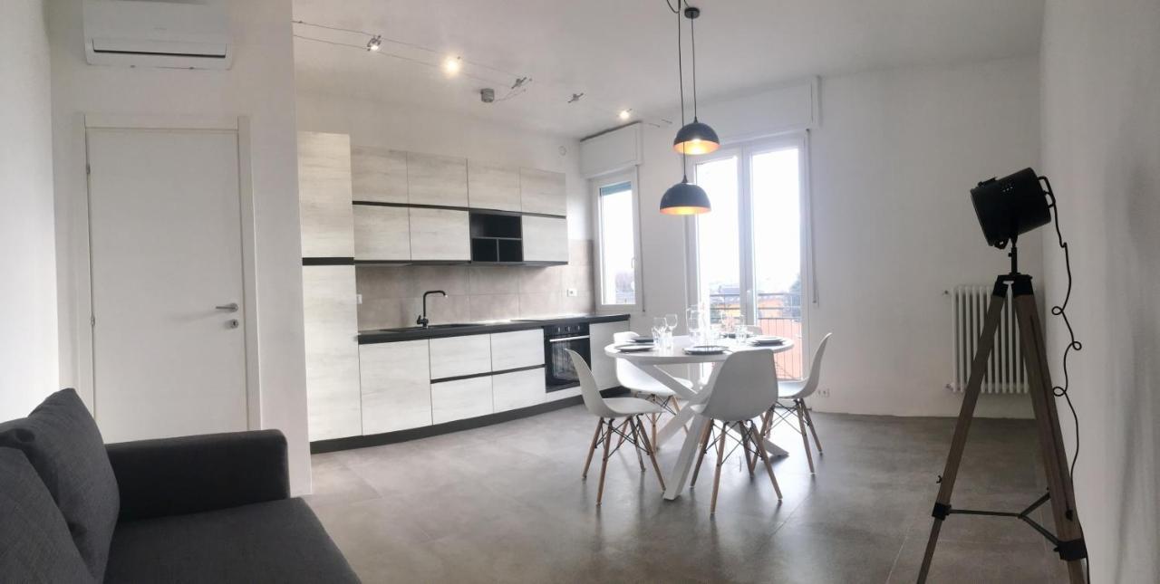 Caseospitali - Casa Lumiere, Bilocale Panoramico E Luminoso - Piano 3 No Ascensore Cernusco Sul Naviglio Zewnętrze zdjęcie